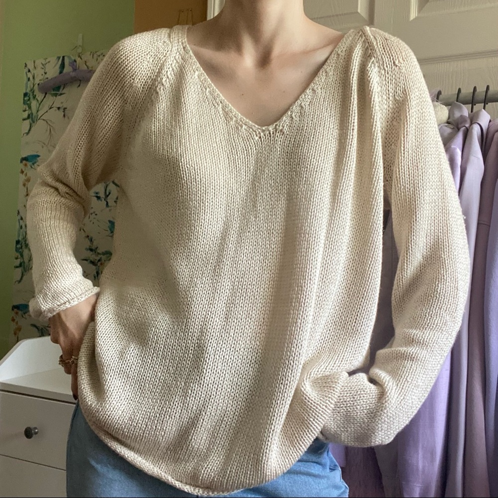 h&m v-neck sweater